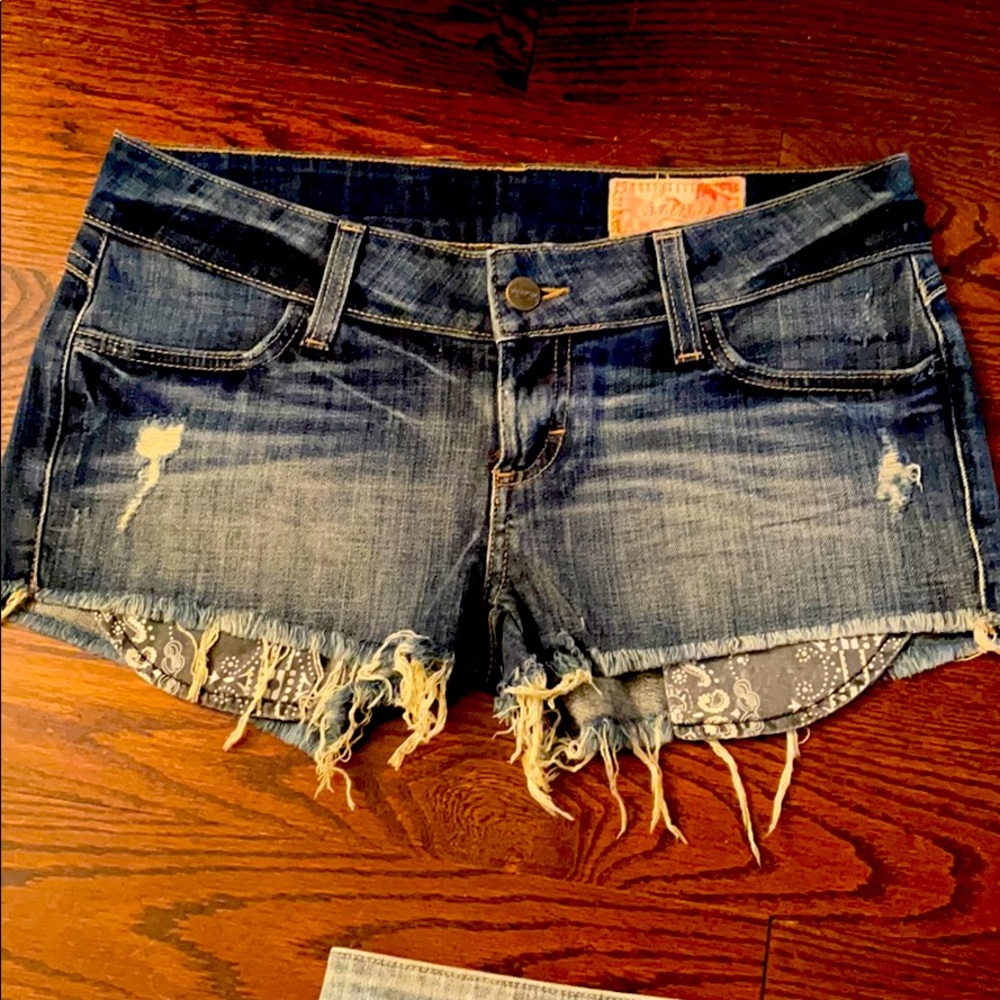 Siwy Madeleine Shorts in Lilt